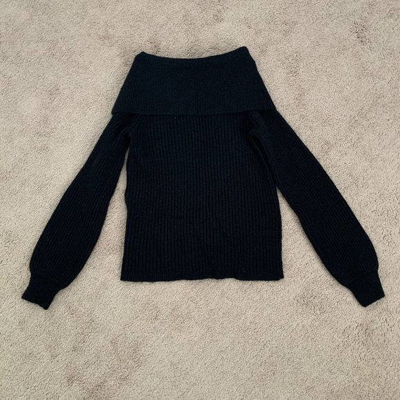 off shoulder sweater - Picture 2 of 2